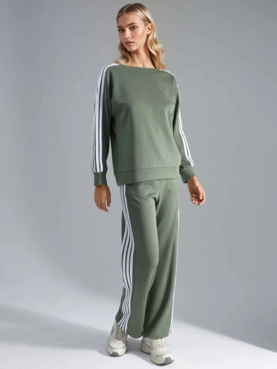 Foto van product Hiccup Joggingpak olijfgroen / wit