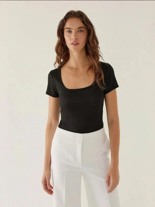 Foto van product Hiccup Shirt body zwart