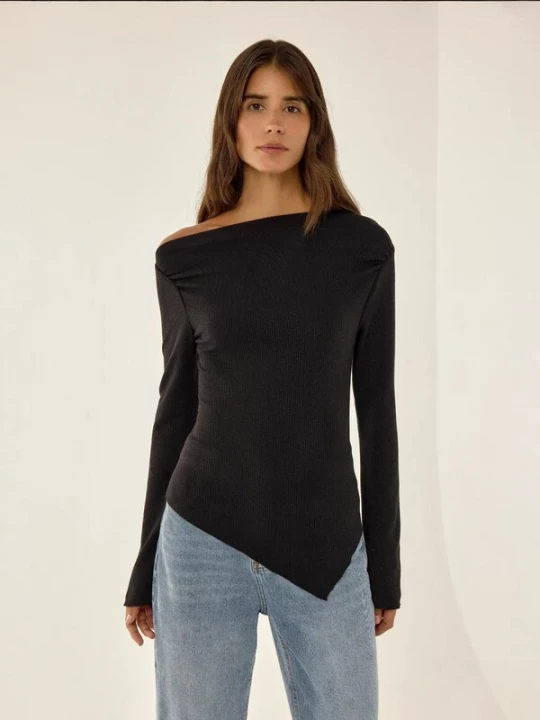 Foto van product Hiccup Shirt zwart