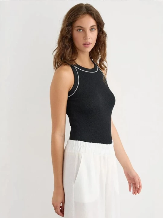Foto van product Hiccup Top zwart / wit