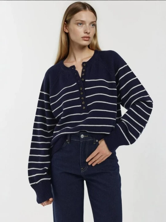 Foto van product Hiccup Trui marine / wit