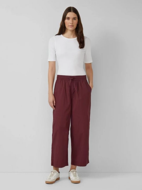 Foto van product High rise culotte met elastische band en steekzakken s.Oliver rood