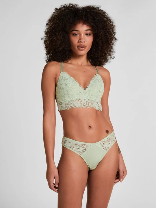 Foto van product Hunkemöller String 'Andrea' pastelgroen