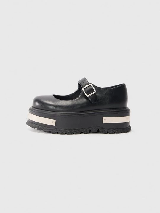 Foto van product Instappers Koi Footwear zwart