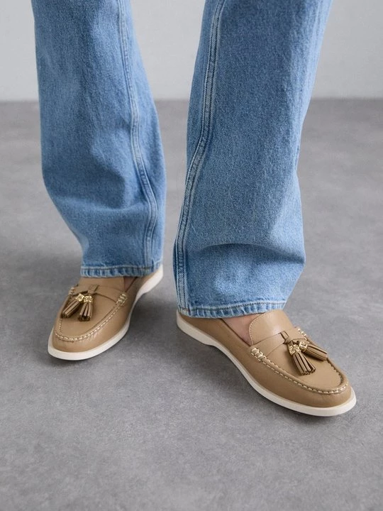 Foto van product Instappers Michael Kors camel