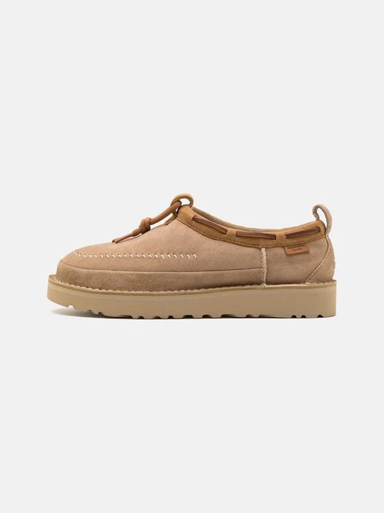 Foto van product Instappers UGG zandkleur