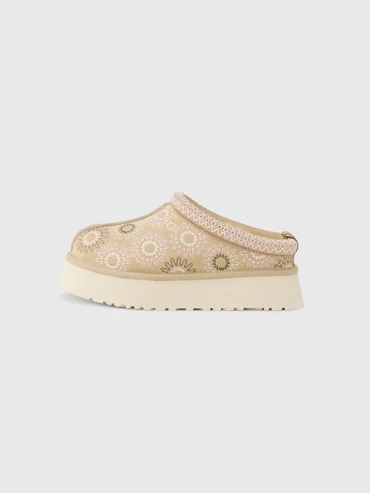 Foto van product Instappers UGG zandkleur