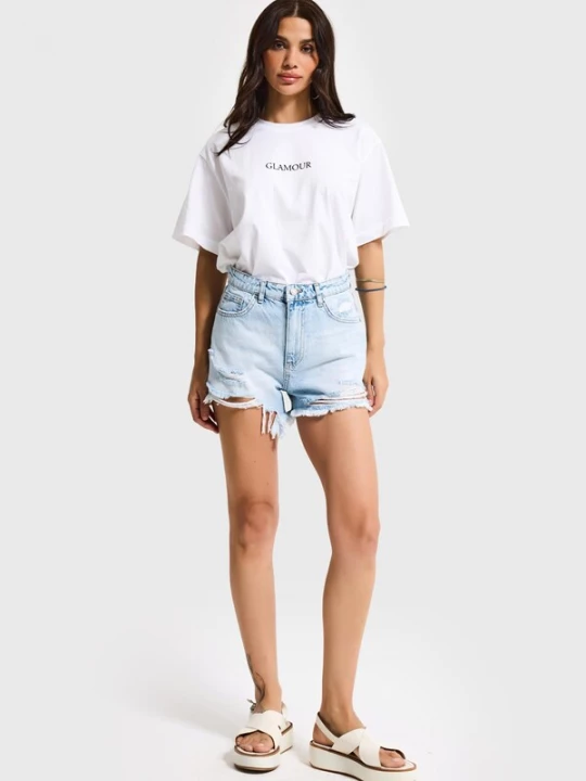 Foto van product IT'S BASIC Jeans 'Mini Denim Short' lichtblauw