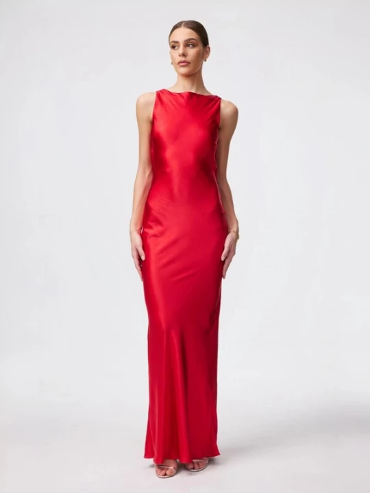 Foto van product Ivory Field Jurk 'Alice Evening Dress in red' rood