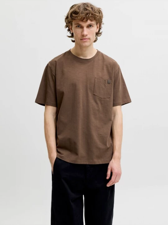 Foto van product JACK & JONES Shirt 'JJEDover' bruin