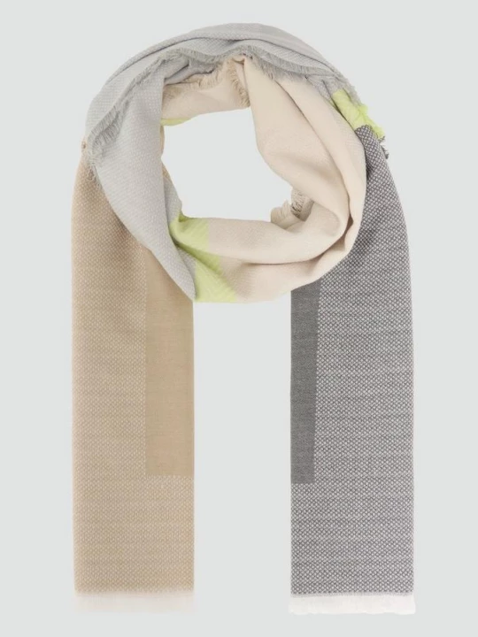Foto van product Jacquard sjaal met Love-tekst s.Oliver