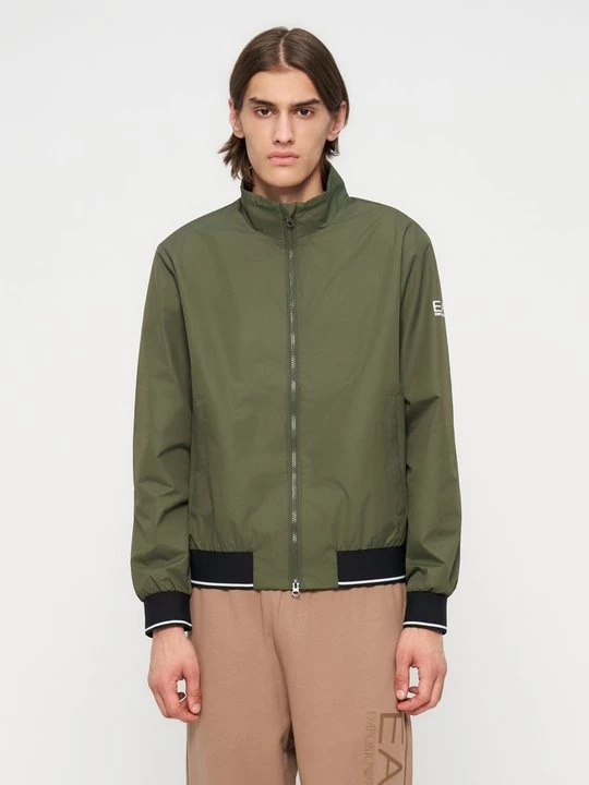 Foto van product Jas EA7 Emporio Armani lichtgroen