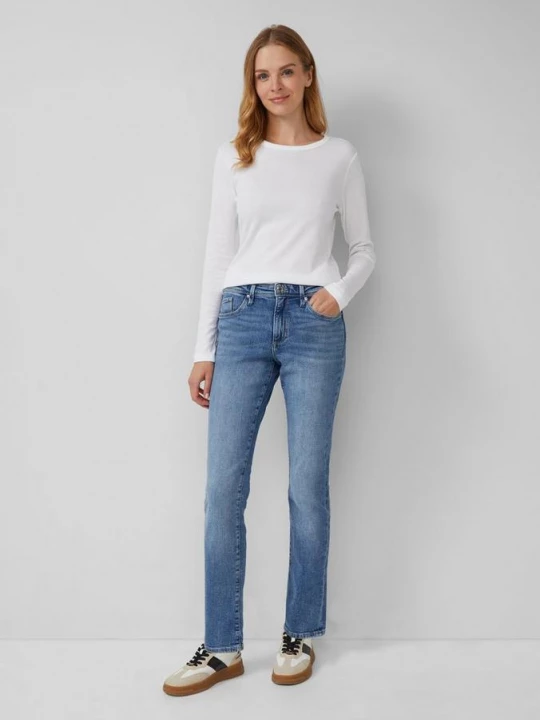 Foto van product Jeans Betsy / Slim Fit / Halfhoog / Slanke pijpen s.Oliver blauw