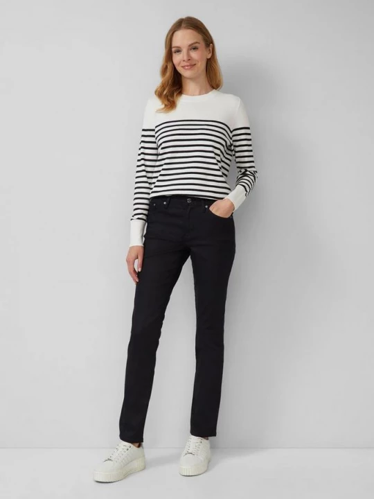 Foto van product Jeans Betsy / Slim Fit / Halfhoog / Slanke pijpen s.Oliver zwart