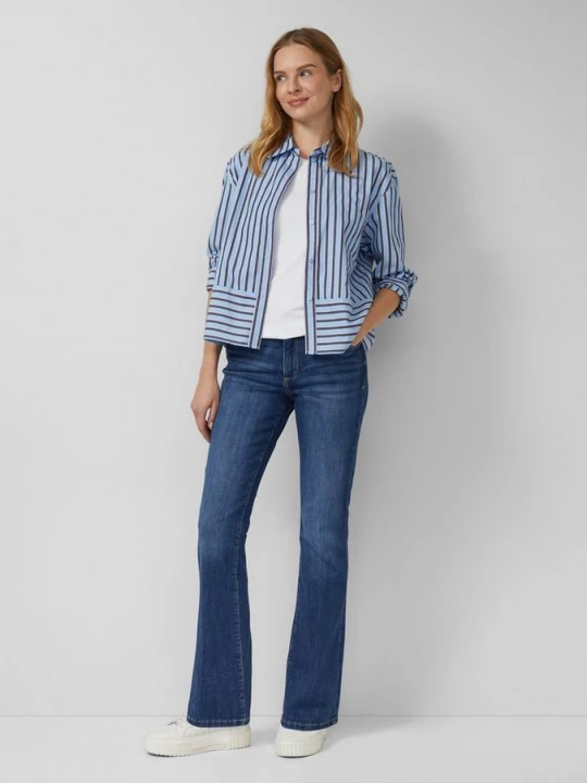 Foto van product Jeans broek / Regular Fit / Mid Rise / Bootcut / Studs s.Oliver blauw