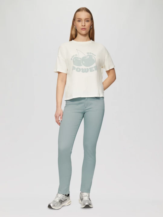 Foto van product Jeans Catie / slim fit / mid rise / slim leg QS petrol