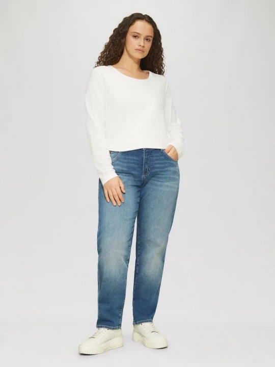 Foto van product Jeans / curvy fit / mid rise / slim tapered leg s.Oliver blauw