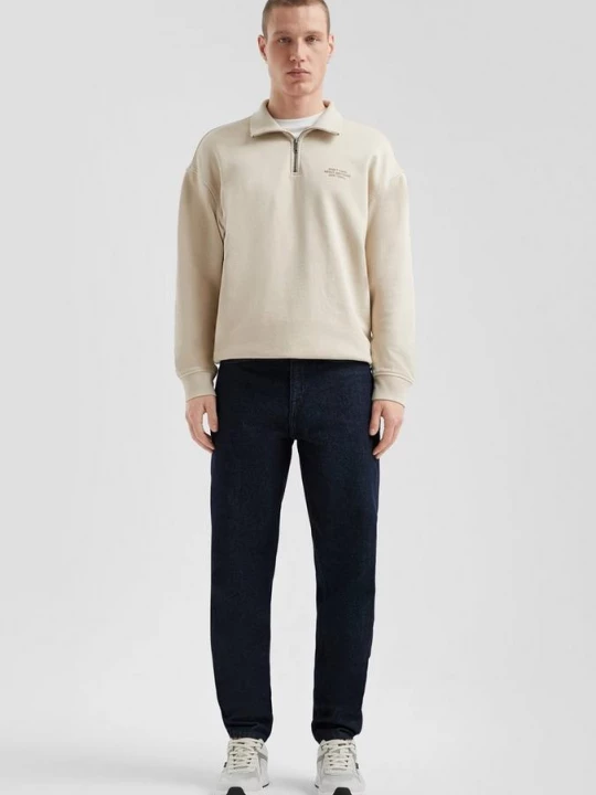 Foto van product Jeans Devon / Relaxed Fit / Halfhoog / Taps toelopende pijpen QS blauw