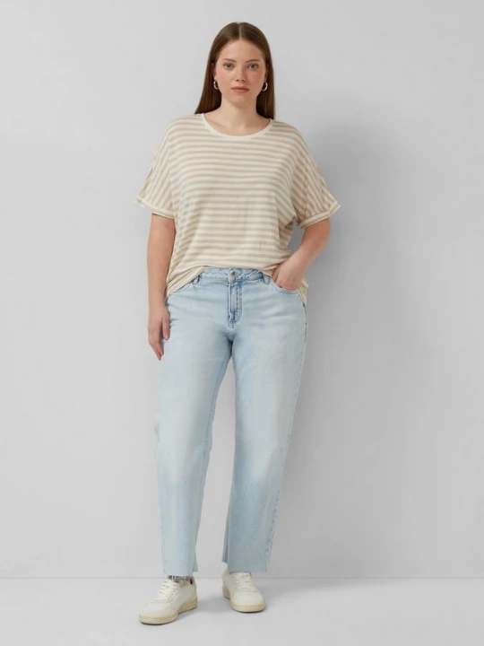 Foto van product Jeans / Halfhoog / Rechte pijp / Geknipt QS blauw