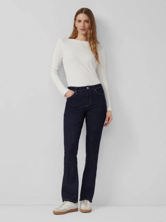 Foto van product Jeans / Mid Rise / Bootcut Leg / Elastisch Denim s.Oliver blauw