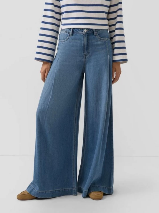 Foto van product Jeans / Regular Fit / Hoog model / Extra wijde pijpen / Lyocellmix s.Oliver blauw