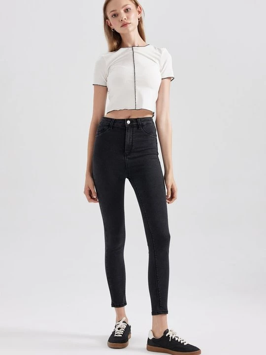 Foto van product Jeans Skinny Fit DeFacto antraciet