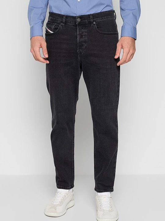 Foto van product Jeans Tapered Fit Diesel
