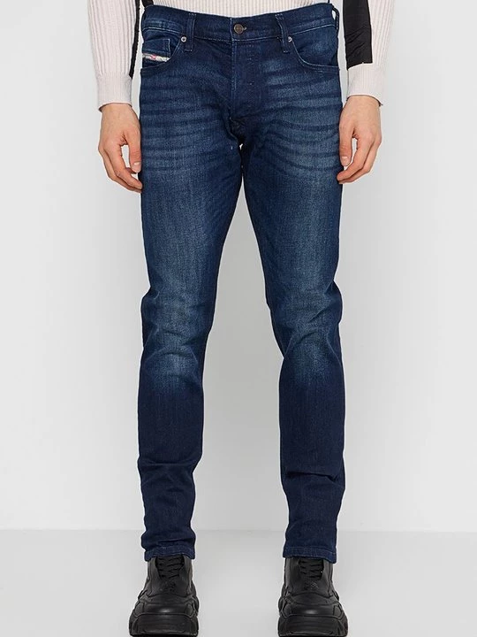 Foto van product Jeans Tapered Fit Diesel donkerblauw
