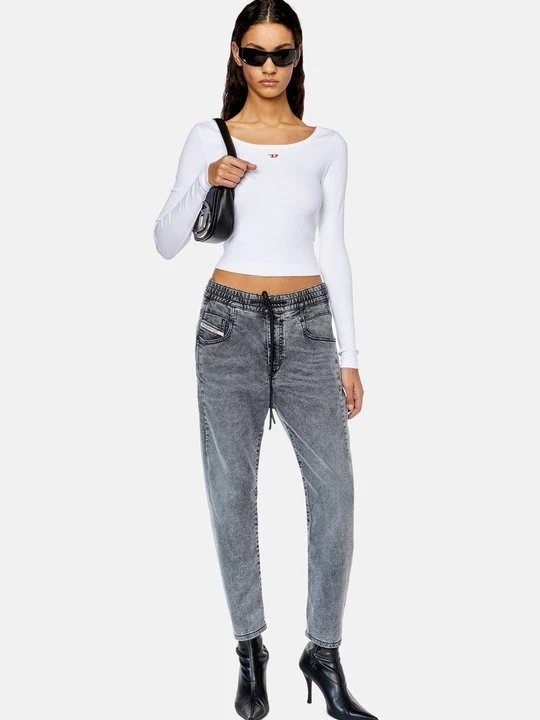 Foto van product Jeans Tapered Fit Diesel lichtgrijs
