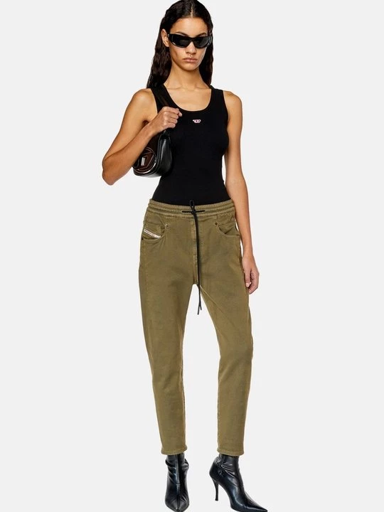 Foto van product Jeans Tapered Fit Diesel olijfgroen