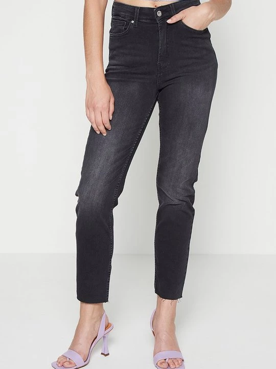 Foto van product Jeans Tapered Fit Only zwart
