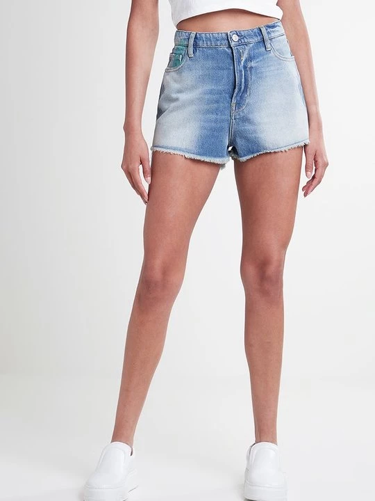 Foto van product Jeansshort Replay lichtblauw