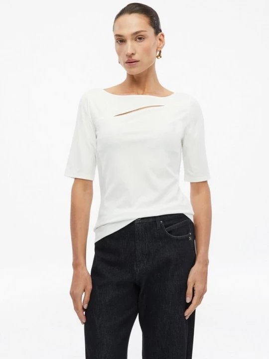 Foto van product Jersey T-shirt met slanke pasvorm en uitsnijding s.Oliver crème