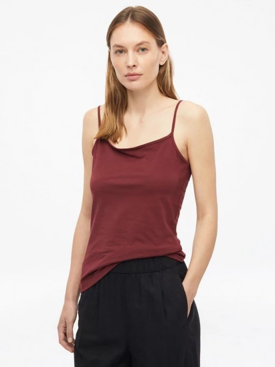 Foto van product Jersey top met spaghettibandjes in een slanke pasvorm s.Oliver rood