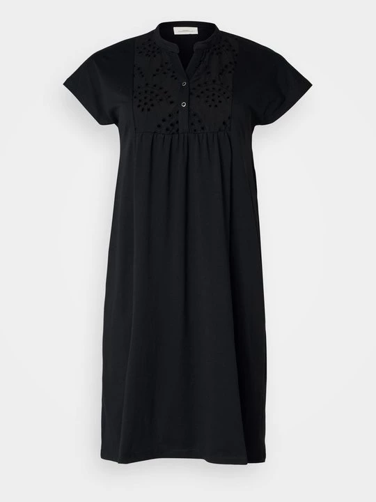 Foto van product Jerseyjurk ONLY Carmakoma zwart