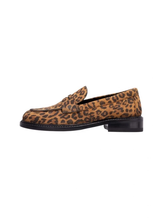 Foto van product JOOP! Instappers 'Selvaggia Tami' camel