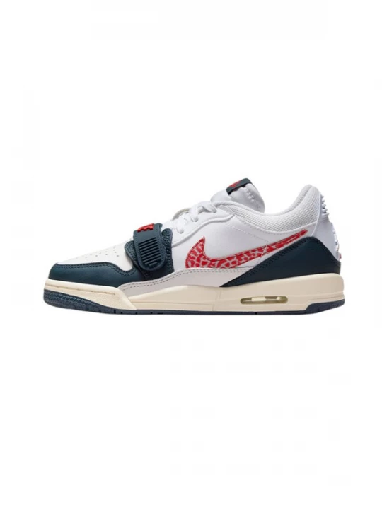 Foto van product Jordan Sneakers laag 'AIR JORDAN LEGACY 312 LOW BG' marine / grijs / wit