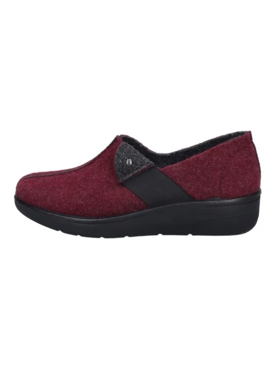 Foto van product JOSEF SEIBEL Huisschoenen 'Tara 10' wijnrood / zwart / zwart gemêleerd