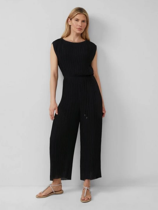 Foto van product Jumpsuit van chiffon met plissés en strikceintuur s.Oliver zwart