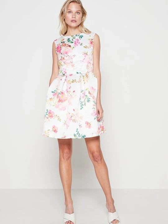 Foto van product Jurk Closet crème