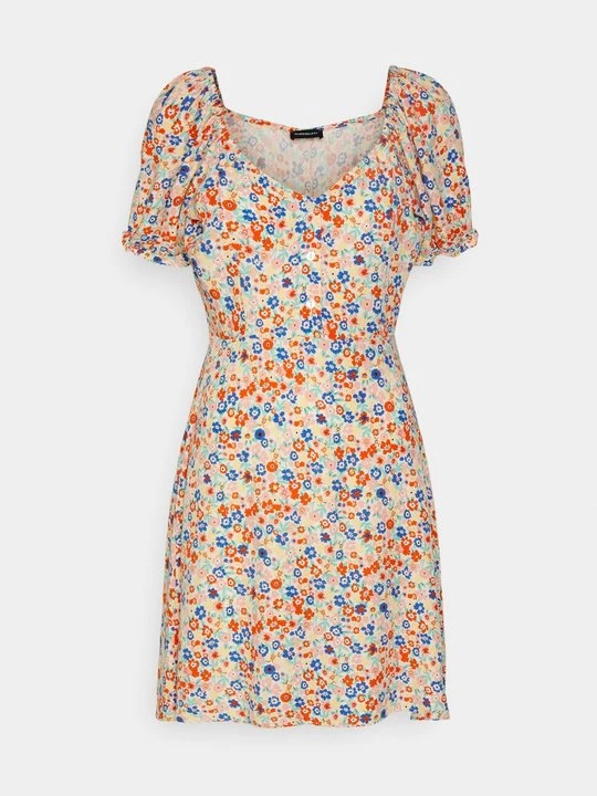 Foto van product Jurk Even&Odd By Zalando donkerroze