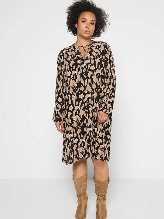 Foto van product Jurk ONLY Carmakoma