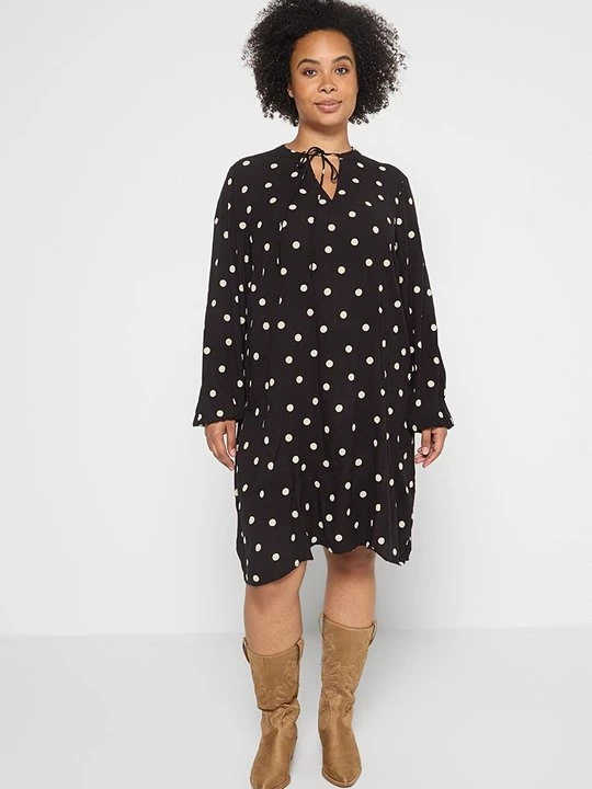 Foto van product Jurk ONLY Carmakoma wit