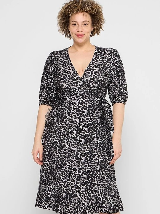 Foto van product Jurk ONLY Carmakoma zwart