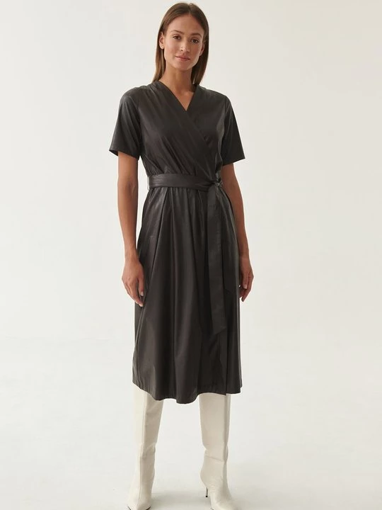 Foto van product Jurk Tatuum donkerbruin