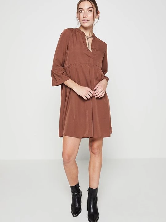 Foto van product Jurk Vero Moda bruin