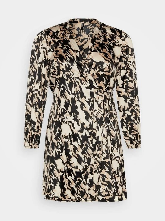 Foto van product Jurk Vero Moda crème