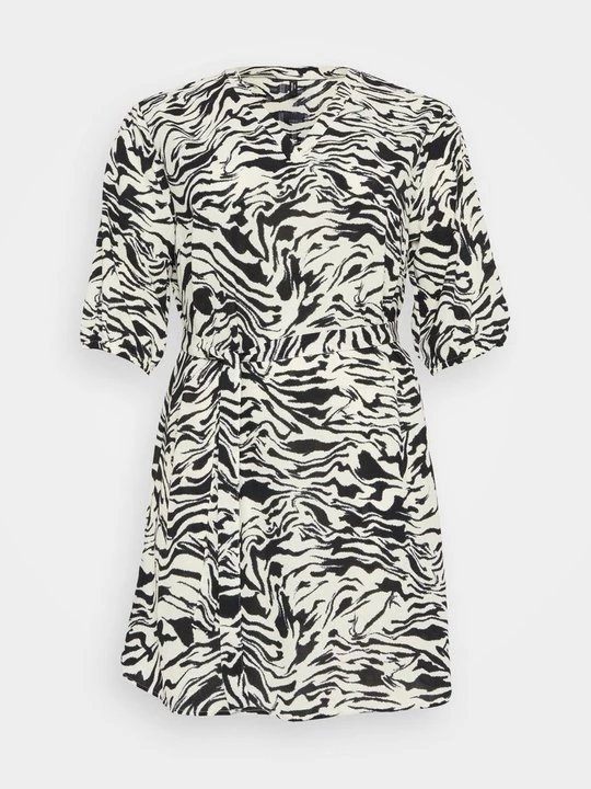 Foto van product Jurk Vero Moda crème