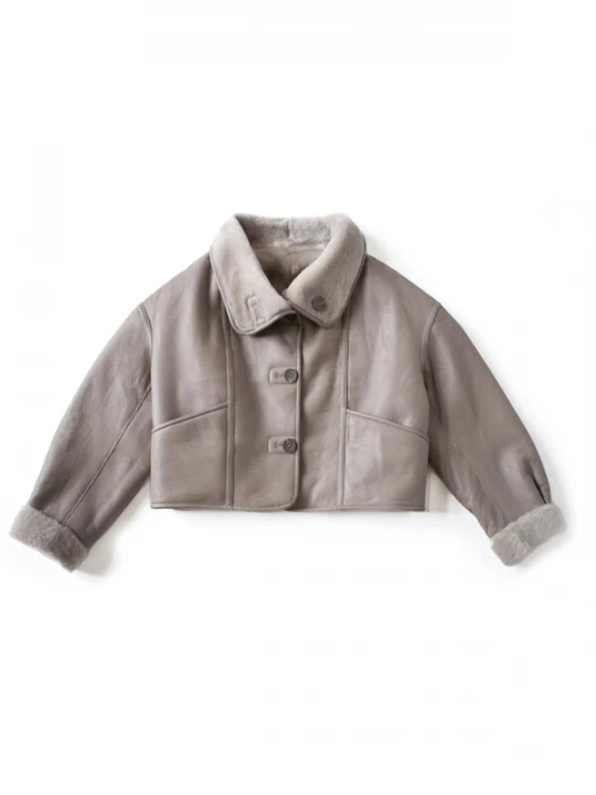 Foto van product Just things we like Winterjas 'CHO Reversible Shearling Jacket' beige