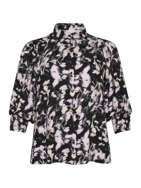 Foto van product KAFFE CURVE Blouse 'KA Lurana' crème / pastellila / zwart